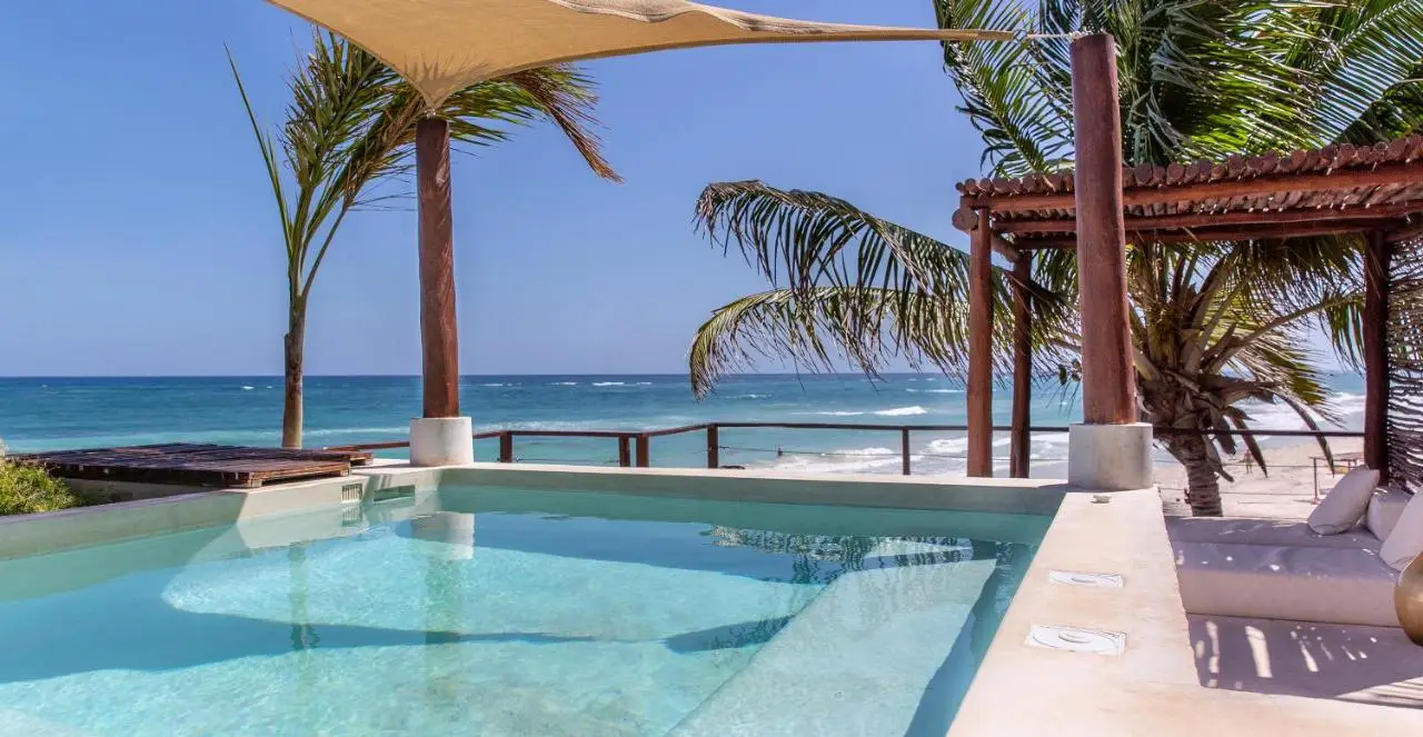 La Zebra's pool offers a breathtaking view of the ocean and beach, making it one of the best party hotels in Tulum.