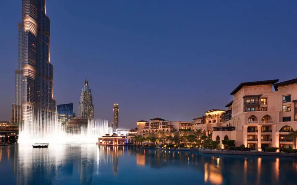 Dubai hotels with best views palace downtown one VETURI