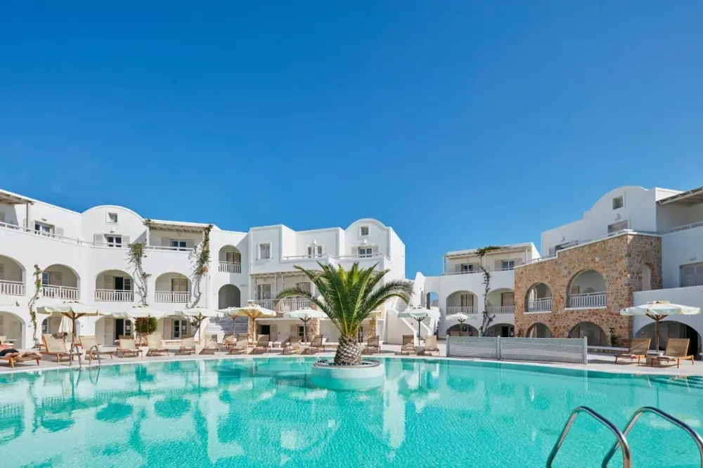 Family Friendly Hotels in Santorini Aegean Plaza Hotel