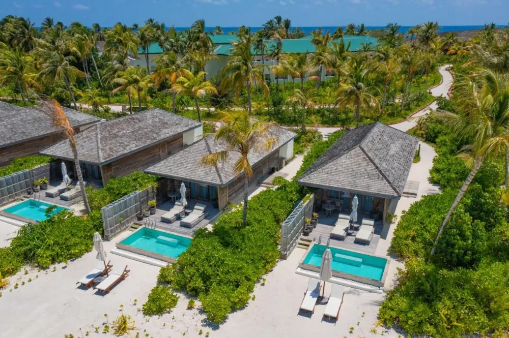 Experience luxury in the best villas at Kagi Maldives Resort & Spa, a luxury resort in Maldives Island, set amidst beautiful palm trees for a serene retreat.