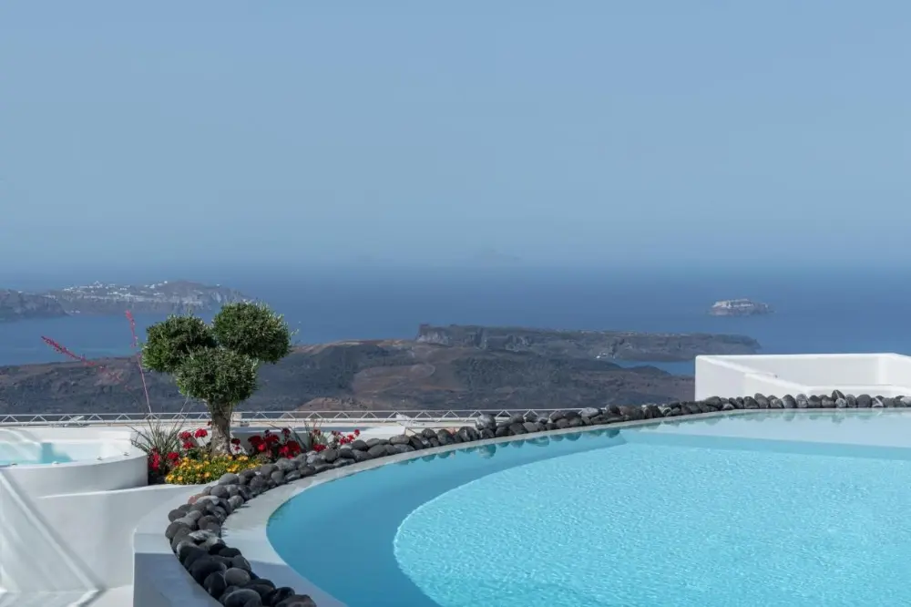 Spa Hotels in Santorini Akra Suites