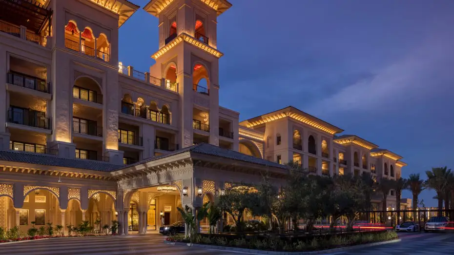 Top 5 Luxury Resorts in Dubai Atlantis Four Seasons Resort, Dubai at Jumeirah Beach 1