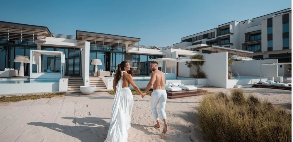 best hotels in dubai for couples Nikki Beach WIWT