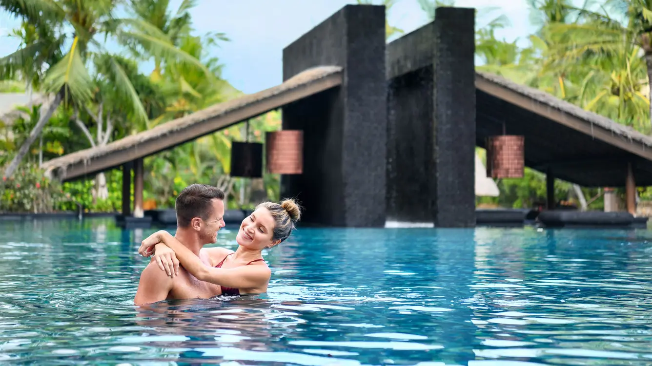 romantic hotels in bali the st rengis 2